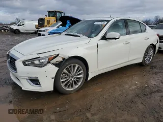 2022 Infiniti Q50 LUXE with VIN JN1EV7BR6NM340168, listed as a Copart auction lot 44747675 with 33,653 mi miles and Salvage Title. Bid and sale history available at carsss.com. Image 1.