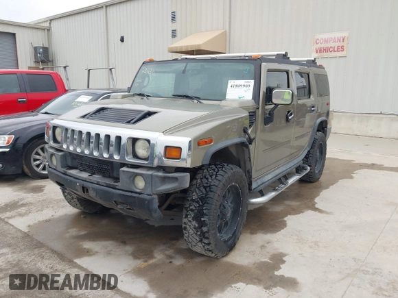 2005 Hummer H2 SUV z VIN 5GRGN23U95H132238, wystawiony jako IAAI lot #41809909 z przebiegiem 300 293 mil mil oraz . Historia ofert i sprzedaży dostępna na DreamBid. Obrazek 17.