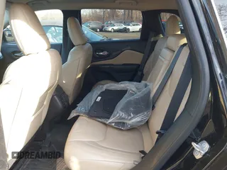 2017 Jeep Cherokee Limited with VIN 1C4PJMDS3HW562028, listed as a IAAI auction lot 41786590 with 80,589 mi miles and . Bid and sale history available at DreamBid. Image 8.