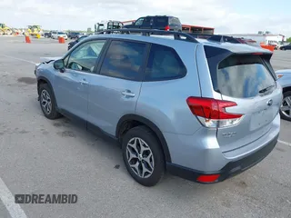 2024 Subaru Forester Premium с VIN JF2SKADC6RH408211, выставлен на аукционе IAAI как лот 42296810 с пробегом 7 785 миль миль и . История ставок и продаж доступна на DreamBid. Изображение 3.