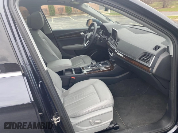2018 Audi Q5 Premium Plus with VIN WA1BNAFY8J2224078, listed as a Copart auction lot 53841865 with 39,425 mi miles and Salvage Title. Bid and sale history available at carsss.com. Image 5.