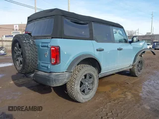 2023 Ford Bronco with VIN 1FMEE5DHXPLB99888, listed as a IAAI auction lot 41470327 with 6,356 mi miles. Bid and sale history available at carsss.com. Image 4.