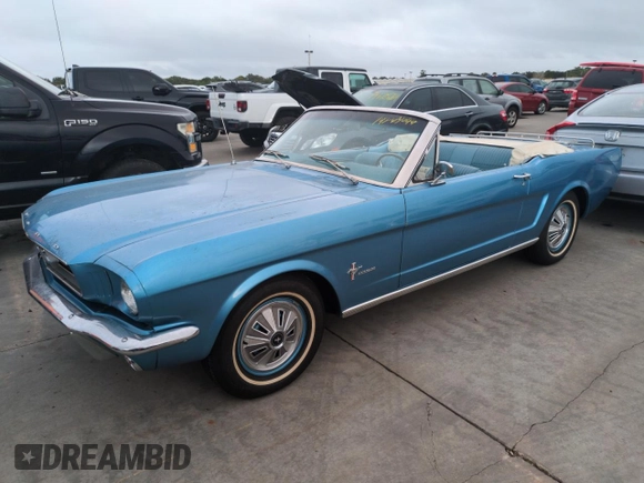 1966 Ford Mustang z VIN 6R08T191465, wystawiony jako Copart lot #74263644 z przebiegiem 54 288 mil mil oraz Szkody całkowita. Historia ofert i sprzedaży dostępna na DreamBid. Obrazek 1.