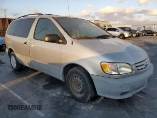 2003 Toyota Sienna CE with VIN 4T3ZF19C53U535060, listed as a Copart auction lot 77997484 with 97,598 mi miles and Clean Title. Bid and sale history available at carsss.com. Image 4.