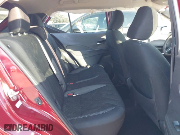 2019 Nissan Kicks SV with VIN 3N1CP5CU3KL493055, listed as a IAAI auction lot 41313642 with 57,520 mi miles. Bid and sale history available at carsss.com. Image 8.