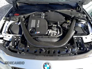 2015 BMW M4 with VIN WBS3R9C58FK334216, listed as a Copart auction lot 61497804 with 112,191 mi miles and Salvage Title. Bid and sale history available at carsss.com. Image 11.