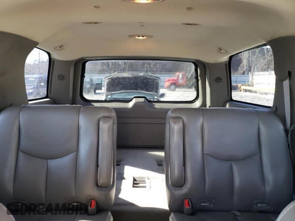 2004 GMC Yukon SLT z VIN 1GKEC13T64R286726, wystawiony jako Copart lot #52852365 z przebiegiem 243 292 mil mil oraz Czysty tytuł • Clean title. Historia ofert i sprzedaży dostępna na DreamBid. Obrazek 10.
