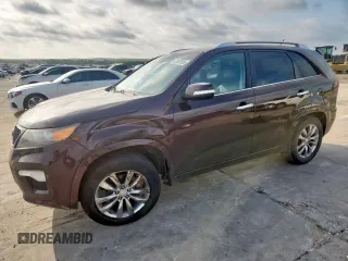 2012 Kia Sorento SX with VIN 5XYKW4A25CG260536, listed as a Copart auction lot 61682655 with 175,933 mi miles and Salvage title. Bid and sale history available at DreamBid. Image 1.