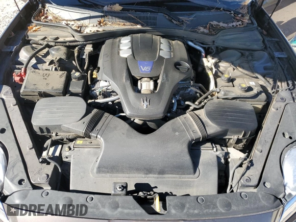 2016 Maserati Quattroporte S Q4 z VIN ZAM56RRA9G1185301, wystawiony jako Copart lot #83337804 z przebiegiem 102 195 mil mil oraz Szkoda całkowita • Salvage title. Historia ofert i sprzedaży dostępna na DreamBid. Obrazek 12.