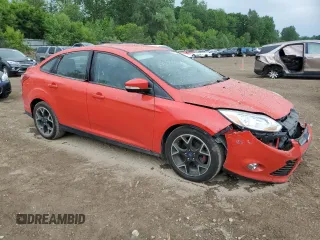 2012 Ford Focus SE with VIN 1FAHP3F23CL153439, listed as a Copart auction lot 60238075 with 126,360 mi miles and Clean title. Bid and sale history available at DreamBid. Image 4.
