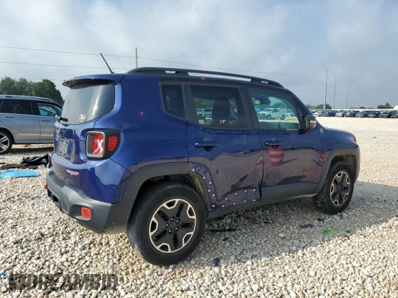 2017 Jeep Renegade Trailhawk z VIN ZACCJBCB0HPE70540, wystawiony jako Copart lot #54494915 z przebiegiem 74 534 mil mil oraz Czysty tytuł • Clean title. Historia ofert i sprzedaży dostępna na DreamBid. Obrazek 3.