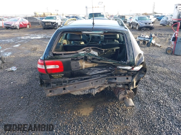 2002 Volvo V40 z VIN YV1VW29512F803232, wystawiony jako IAAI lot #41117493 z przebiegiem 195 964 mil mil oraz . Historia ofert i sprzedaży dostępna na DreamBid. Obrazek 17.