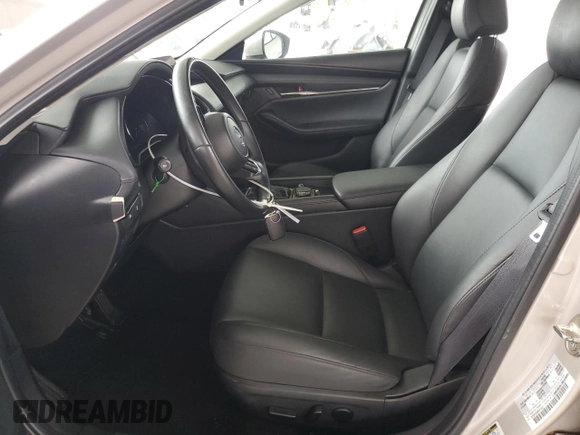 2024 Mazda 3 S Preferred with VIN 3MZBPACM9RM414491, listed as a Copart auction lot 58366595 with 31,689 mi miles and Clean title. Bid and sale history available at DreamBid. Image 7.