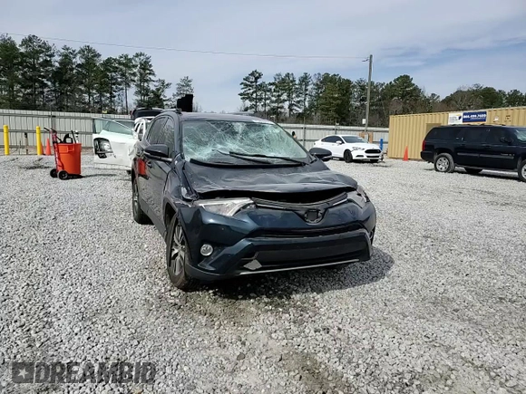 2018 Toyota RAV4 XLE with VIN JTMWFREV6JJ735000, listed as a Copart auction lot 45869275 with 113,675 mi miles and Salvage Title. Bid and sale history available at DreamBid. Image 14.