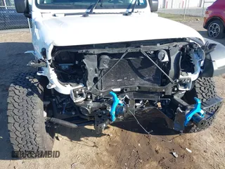 2024 Jeep Wrangler Willys z VIN 1C4RJXN60RW162960, wystawiony jako IAAI lot #41825312 z przebiegiem 16 538 mil mil oraz . Historia ofert i sprzedaży dostępna na DreamBid. Obrazek 6.