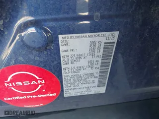 2019 Nissan Rogue SL with VIN 5N1AT2MTXKC748229, listed as a IAAI auction lot 41728471 with 64,153 mi miles. Bid and sale history available at carsss.com. Image 9.