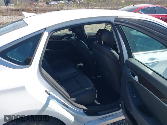2017 Genesis G80 3.8L with VIN KMHGN4JE3HU166577, listed as a IAAI auction lot 41976937 with 117,635 mi miles. Bid and sale history available at carsss.com. Image 8.