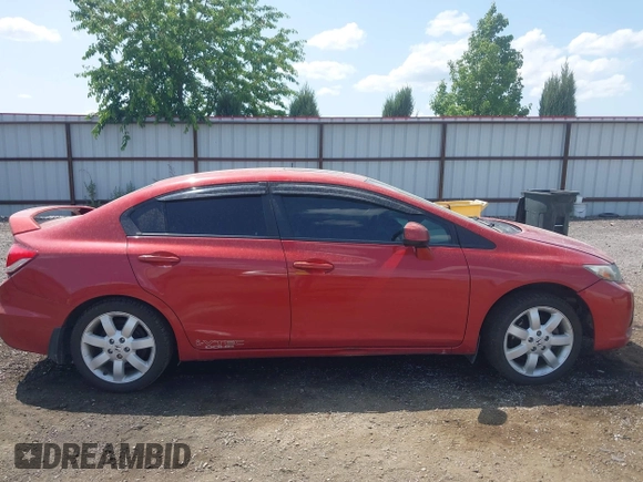 2013 Honda Civic Si with VIN 2HGFB6E58DH701335, listed as a IAAI auction lot 42497447 with 164,724 mi miles and . Bid and sale history available at DreamBid. Image 13.