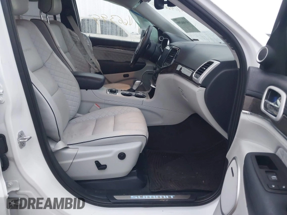 2019 Jeep Grand Cherokee Summit with VIN 1C4RJFJG5KC549097, listed as a IAAI auction lot 41466399 with 44,521 mi miles. Bid and sale history available at carsss.com. Image 5.