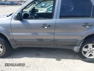 2007 Ford Escape XLS с VIN 1FMYU02Z77KA62394, выставлен на аукционе IAAI как лот 41858635 с пробегом 165 948 миль миль и . История ставок и продаж доступна на DreamBid. Изображение 14.