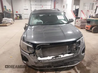 2024 Volkswagen Atlas SE with VIN 1V2KR2CA4RC559169, listed as a IAAI auction lot 41572821 with 25,998 mi miles and . Bid and sale history available at DreamBid. Image 13.