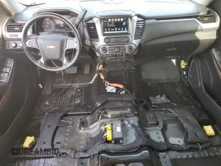 2020 Chevrolet Suburban Premier z VIN 1GNSKJKJ5LR264353, wystawiony jako Copart lot #84262724 z przebiegiem 88 085 mil mil oraz Szkoda całkowita • Salvage title. Historia ofert i sprzedaży dostępna na DreamBid. Obrazek 8.