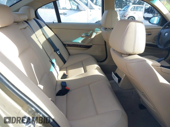 2007 BMW 3 Series 328xi with VIN WBAVC93577KX57207, listed as a IAAI auction lot 42024089 with 119,521 mi miles. Bid and sale history available at carsss.com. Image 8.