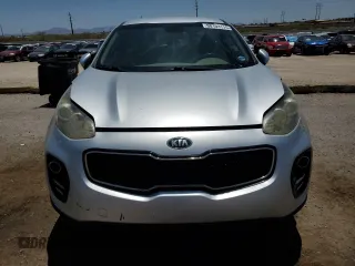 2017 Kia Sportage LX z VIN KNDPMCAC7H7163776, wystawiony jako Copart lot #60103115 z przebiegiem 150 552 mil mil oraz Czysty tytuł • Clean title. Historia ofert i sprzedaży dostępna na DreamBid. Obrazek 5.