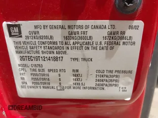 2002 GMC Sierra 1500 SLE z VIN 2GTEC19T121418817, wystawiony jako IAAI lot #42268546 z przebiegiem 337 179 mil mil oraz . Historia ofert i sprzedaży dostępna na DreamBid. Obrazek 9.