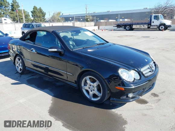 2009 Mercedes-Benz CLK-Class 3.5L with VIN WDBTK56GX9T107902, listed as a IAAI auction lot 41867771 with 134,939 mi miles. Bid and sale history available at carsss.com. Image 1.