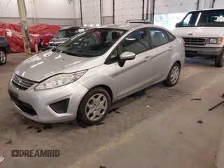 2011 Ford Fiesta SE with VIN 3FADP4BJ0BM226393, listed as a IAAI auction lot 41594149 with 88,145 mi miles. Bid and sale history available at carsss.com. Image 2.