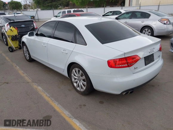 2012 Audi A4 Premium z VIN WAUBFAFL9CN015227, wystawiony jako IAAI lot #41928389 z przebiegiem 127 566 mil mil oraz . Historia ofert i sprzedaży dostępna na DreamBid. Obrazek 3.