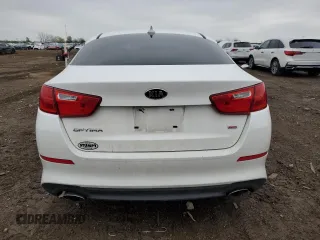 2015 Kia Optima LX z VIN KNAGM4A73F5573246, wystawiony jako Copart lot #55215845 z przebiegiem 152 978 mil mil oraz Szkoda całkowita • Salvage title. Historia ofert i sprzedaży dostępna na DreamBid. Obrazek 6.