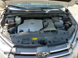 2017 Toyota Highlander Hybrid XLE with VIN 5TDJGRFH0HS033641, listed as a Copart auction lot 62172615 with 56,517 mi miles and Salvage title. Bid and sale history available at DreamBid. Image 16.