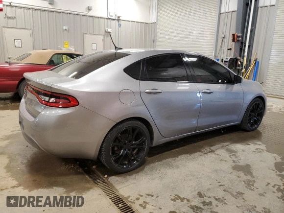 2016 Dodge Dart SE z VIN 1C3CDFAA3GD555625, wystawiony jako Copart lot #59043415 z przebiegiem 133 351 mil mil oraz Czysty tytuł • Clean title. Historia ofert i sprzedaży dostępna na DreamBid. Obrazek 3.