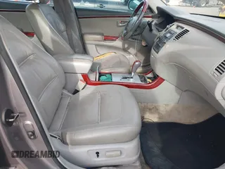 2006 Hyundai Azera SE with VIN KMHFC46F06A121940, listed as a IAAI auction lot 41707660 with 209,461 mi miles and . Bid and sale history available at DreamBid. Image 5.