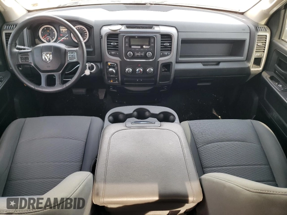 2018 Ram 1500 Tradesman z VIN 1C6RR7FM0JS303390, wystawiony jako Copart lot #78430274 z przebiegiem 180 505 mil mil oraz Czysty tytuł • Clean title. Historia ofert i sprzedaży dostępna na DreamBid. Obrazek 8.