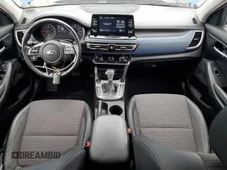 2021 Kia Seltos S z VIN KNDEUCA29M7039114, wystawiony jako Copart lot #51789855 z przebiegiem 65 677 mil mil oraz Szkoda całkowita • Salvage title. Historia ofert i sprzedaży dostępna na DreamBid. Obrazek 8.