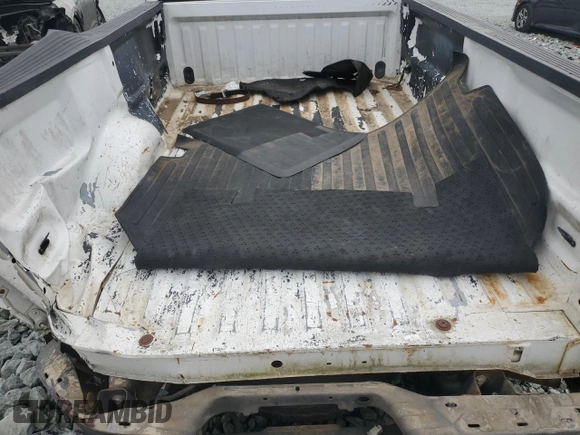 2008 Ford F-150 XL with VIN 1FTRF12258KE43920, listed as a Copart auction lot 46940245 with 152,446 mi miles and Salvage Title. Bid and sale history available at carsss.com. Image 10.