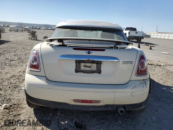 2012 MINI Cooper Coupe with VIN WMWSX1C58CT300032, listed as a Copart auction lot 72469764 with 0 mi miles and Clean Title. Bid and sale history available at carsss.com. Image 6.