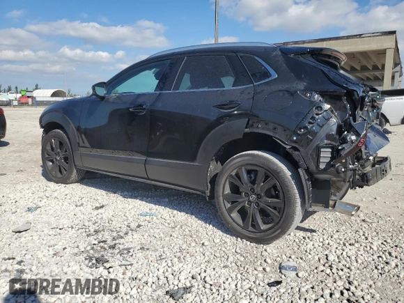 2024 Mazda CX-30 Premium z VIN 3MVDMBDY6RM602606, wystawiony jako Copart lot #81223314 z przebiegiem 4041 mil mil oraz Szkody całkowita. Historia ofert i sprzedaży dostępna na DreamBid. Obrazek 2.