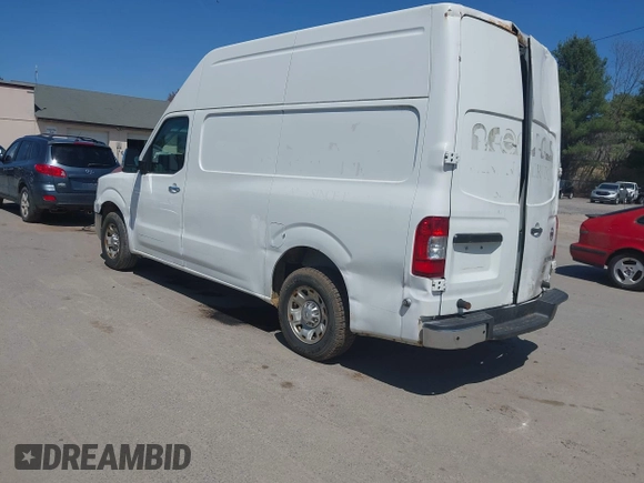 2012 Nissan NV S with VIN 1N6AF0LX6CN101706, listed as a IAAI auction lot 42170199 with 202,482 mi miles. Bid and sale history available at carsss.com. Image 3.