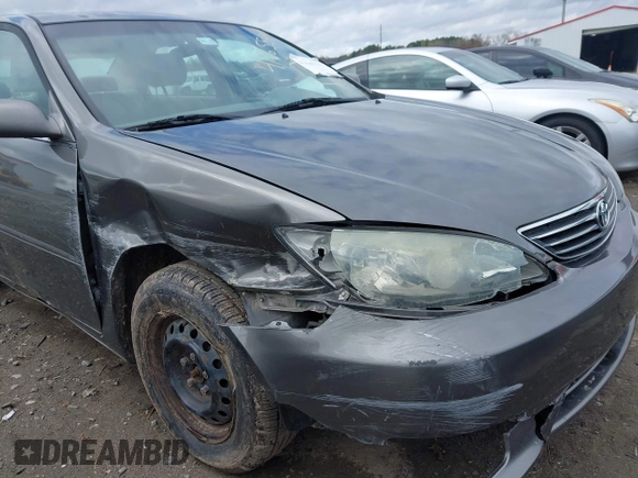 2006 Toyota Camry STD with VIN 4T1BE32K96U743120, listed as a IAAI auction lot 41865599 with 277,608 mi miles. Bid and sale history available at carsss.com. Image 6.