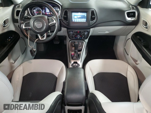 2019 Jeep Compass Latitude z VIN 3C4NJDBB9KT772804, wystawiony jako Copart lot #58519895 z przebiegiem 145 266 mil mil oraz Czysty tytuł • Clean title. Historia ofert i sprzedaży dostępna na DreamBid. Obrazek 8.