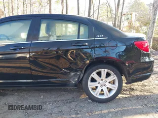 2013 Chrysler 200 LX with VIN 1C3CCBAB9DN762448, listed as a IAAI auction lot 41889859 with 130,375 mi miles. Bid and sale history available at carsss.com. Image 6.