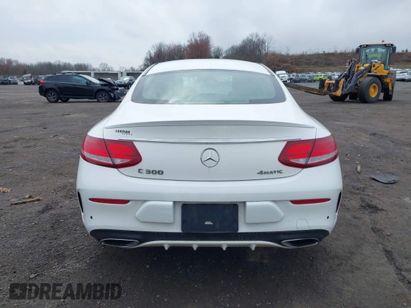2018 Mercedes-Benz C 300 с VIN WDDWJ4KB5JF729208, выставлен на аукционе IAAI как лот 41937993 с пробегом 65 037 миль миль и . История ставок и продаж доступна на DreamBid. Изображение 16.