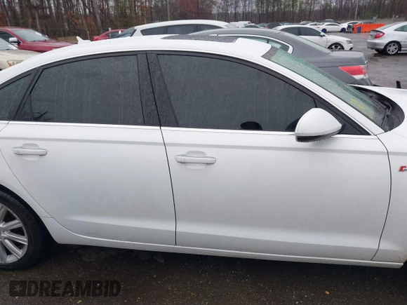 2013 Audi A6 Premium Plus z VIN WAUGGAFC8DN032850, wystawiony jako IAAI lot #41848654 z przebiegiem 183 063 mil mil oraz . Historia ofert i sprzedaży dostępna na DreamBid. Obrazek 13.