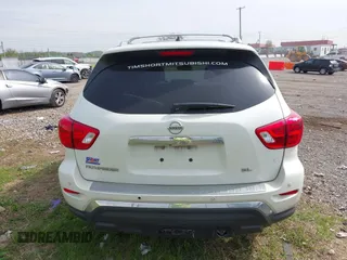 2018 Nissan Pathfinder SL with VIN 5N1DR2MN0JC613806, listed as a IAAI auction lot 42029933 with 148,939 mi miles and . Bid and sale history available at DreamBid. Image 17.