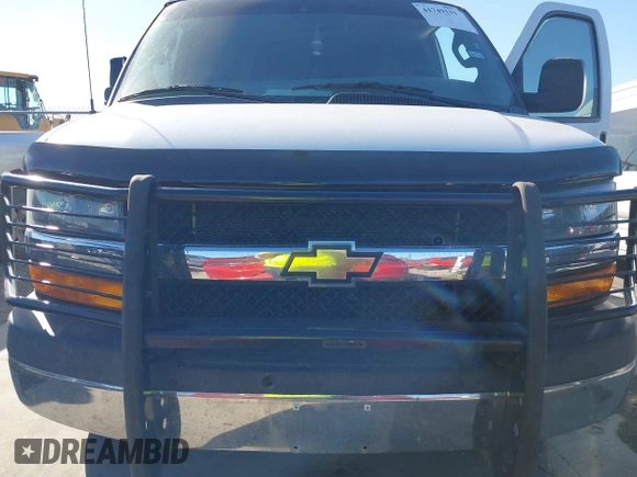 2019 Chevrolet Express Passenger LT with VIN 1GAZGPFG8K1253265, listed as a IAAI auction lot 41749111 with 65,070 mi miles and . Bid and sale history available at DreamBid. Image 6.