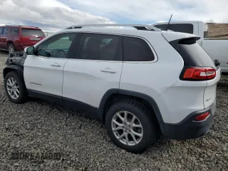 2018 Jeep Cherokee Latitude с VIN 1C4PJMCX4JD532485, выставлен на аукционе Copart как лот 49496145 с пробегом 92 322 миль миль и Списание • Salvage title. История ставок и продаж доступна на DreamBid. Изображение 2.